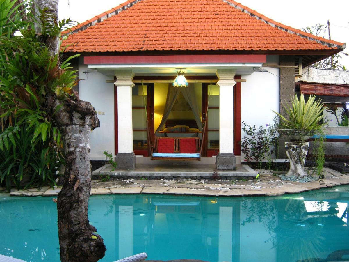 Villa Shantitara Bungalows Sanur Esterno foto