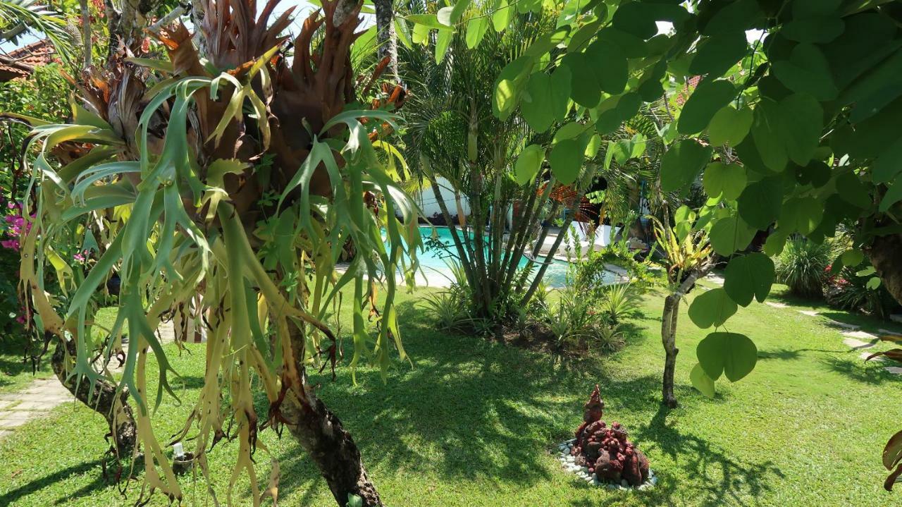 Villa Shantitara Bungalows Sanur Esterno foto